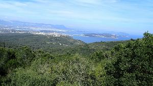 14  Au Loin Toulon